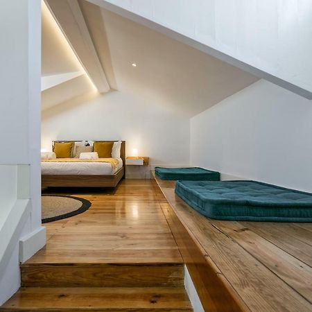 Hip Tailor Made Duplex Penthouse In Bairro Alto Apartment Lisbon Exterior photo