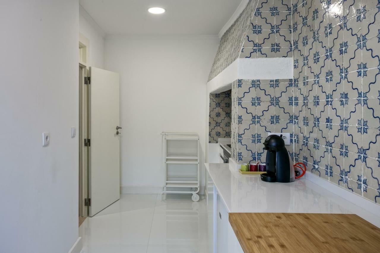Hip Tailor Made Duplex Penthouse In Bairro Alto Apartment Lisbon Exterior photo