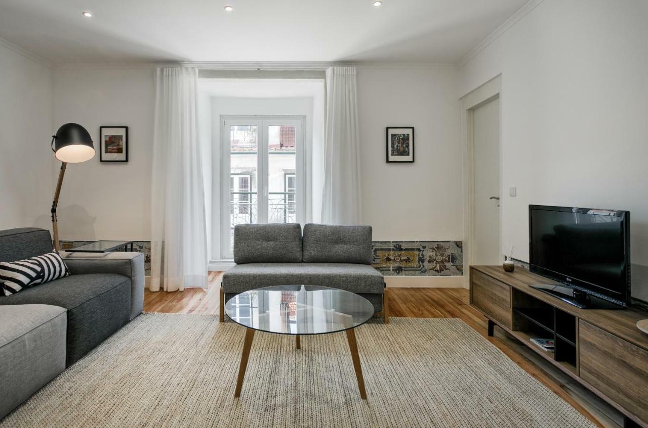 Hip Tailor Made Duplex Penthouse In Bairro Alto Apartment Lisbon Exterior photo