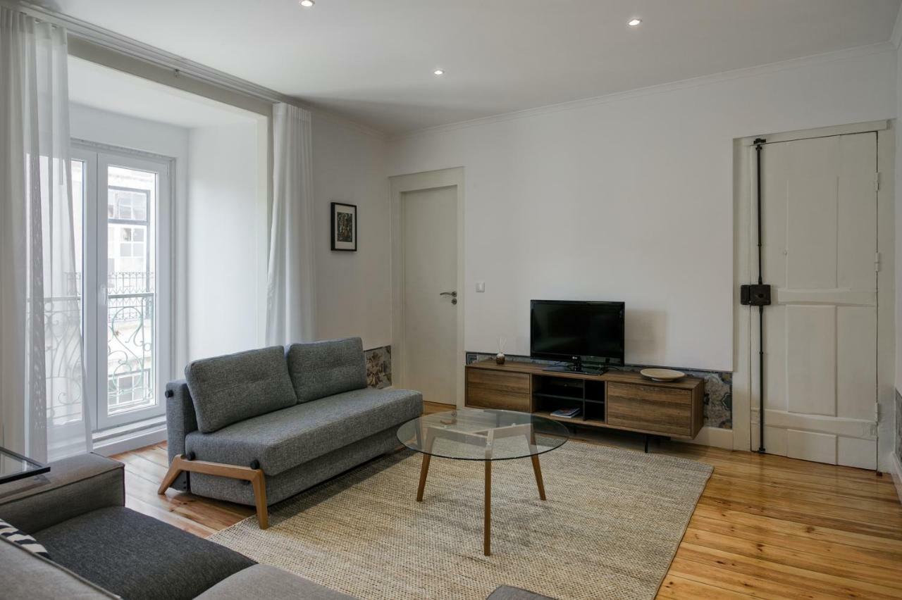 Hip Tailor Made Duplex Penthouse In Bairro Alto Apartment Lisbon Exterior photo