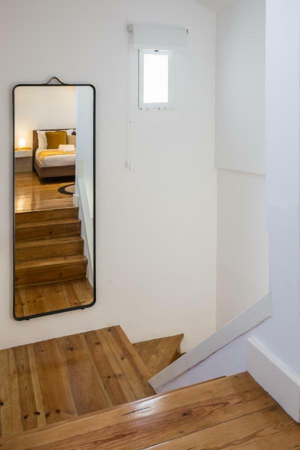 Hip Tailor Made Duplex Penthouse In Bairro Alto Apartment Lisbon Exterior photo